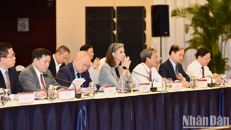 各位代表出席2023年工业4.0高级别论坛。 各位代表出席2023年工业4.0高级别论坛。