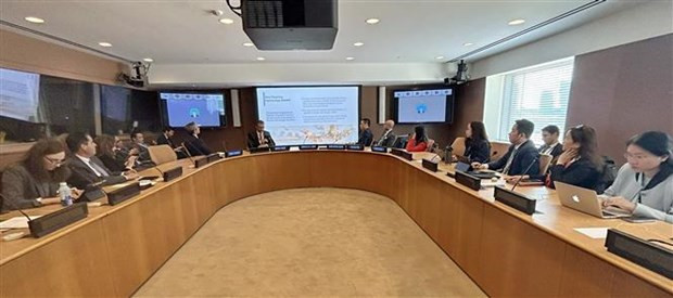 会议全景。(图片来源:越通社) 会议全景。(图片来源:越通社)