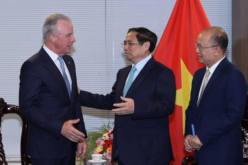 范明正会见波音集团领导人。