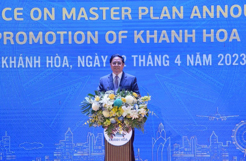 范明正总理在会上发表讲话。 范明正总理在会上发表讲话。