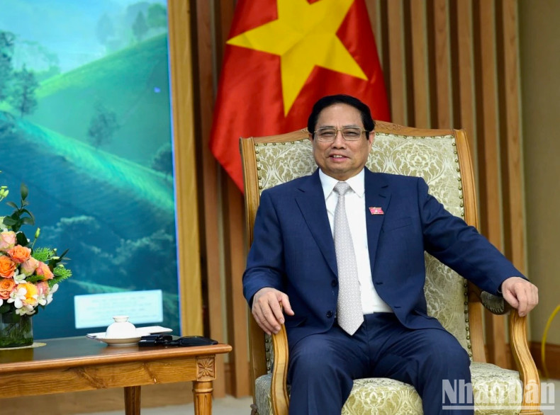 范明正总理在会见时发表讲话。