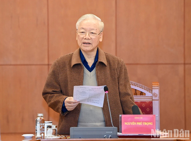 阮富仲总书记在会上发表结论性讲话。