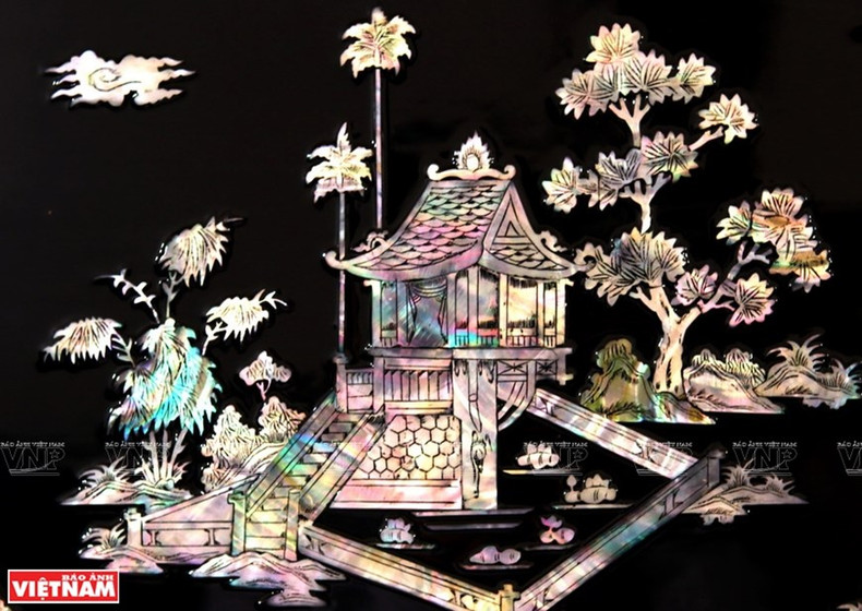 独柱寺的螺钿画。 独柱寺的螺钿画。