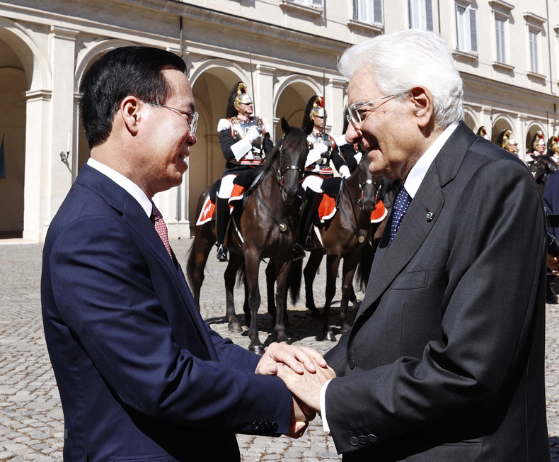 武文赏主席与塞尔焦·马塔雷拉总统。 武文赏主席与塞尔焦·马塔雷拉总统。