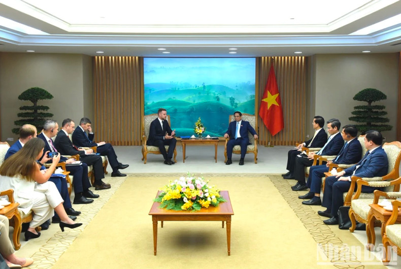 会见场景。 会见场景。