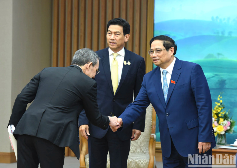 范明正总理欢迎泰国副总理兼外交部长代表团团员访越。