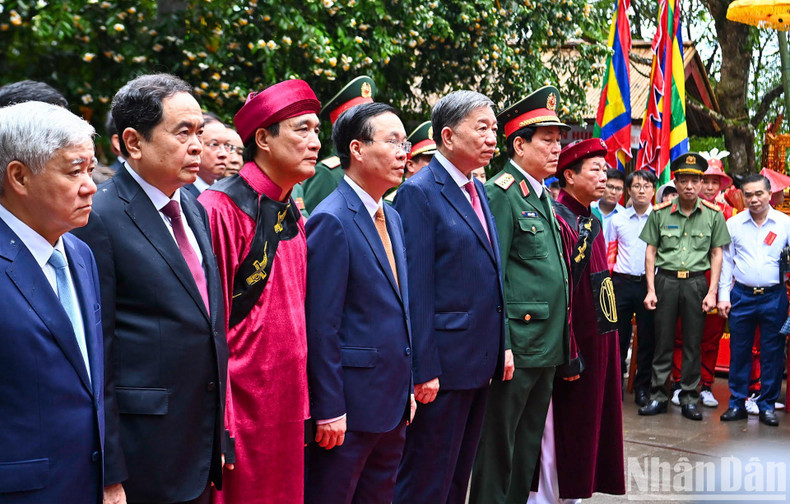 国家主席武文赏和党、国家其他领导人表达感恩之心。 国家主席武文赏和党、国家其他领导人表达感恩之心。