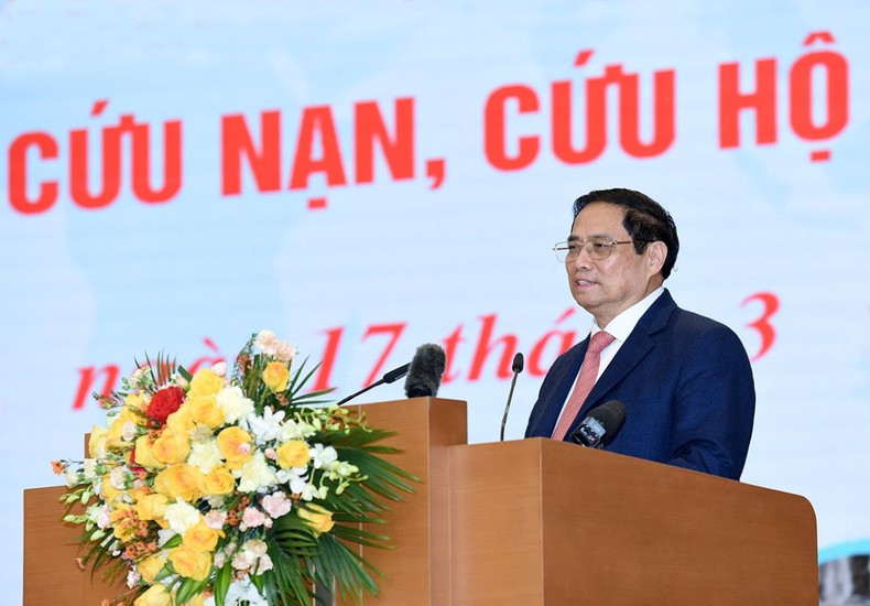 范明正总理表示，向土耳其灾区人民伸出援手，是越南对外政策的生动体现，同时也彰显出越南党、国家和人民的国际团结精神。