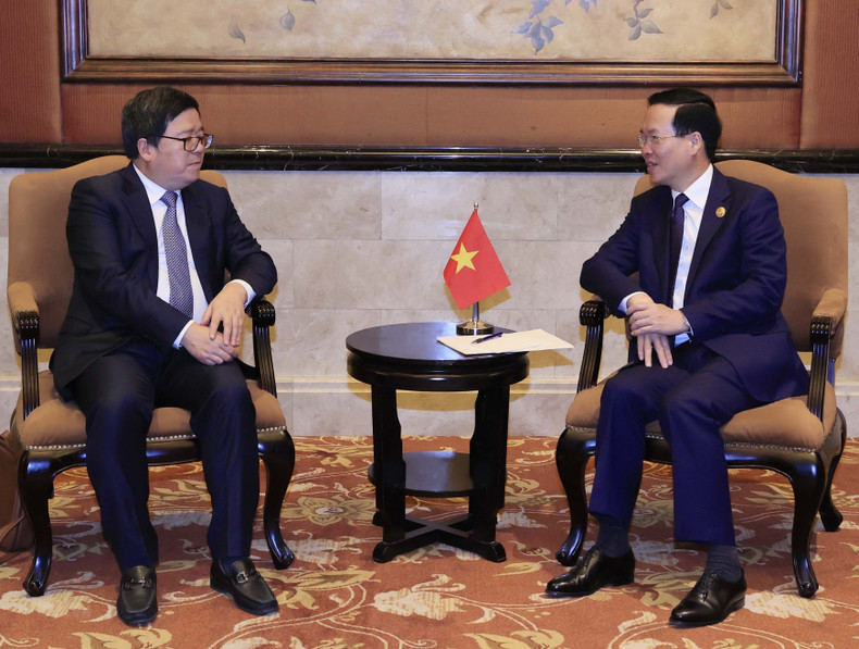 越南国家主席武文赏会见中兴通讯股份有限公司董事长李自学。(图片来源:越通社) 越南国家主席武文赏会见中兴通讯股份有限公司董事长李自学。(图片来源:越通社)