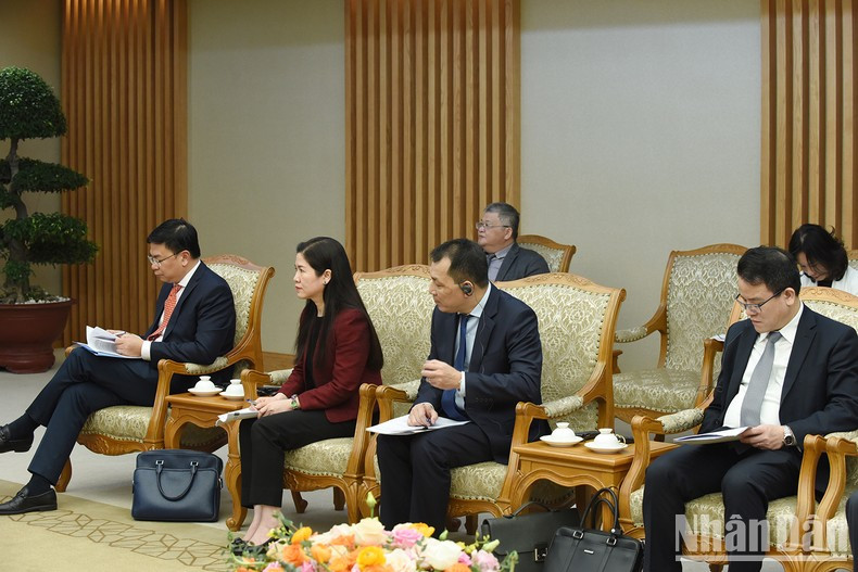 出席会见的越南各部委、单位领导代表。 出席会见的越南各部委、单位领导代表。