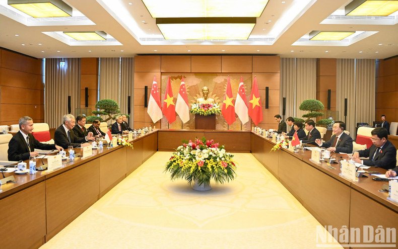 会见场景。 会见场景。