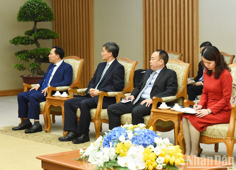 越南政府总理范明正会见蒙古国法律内务部长尼亚木巴特尔【组图】 ảnh 4