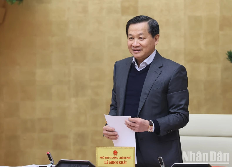 政府副总理黎明慨发表讲话。