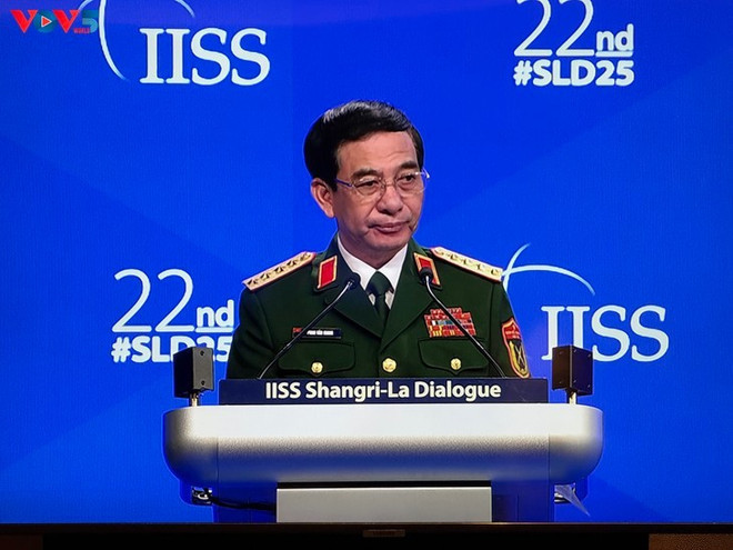 越南国防部部长潘文江大将发表讲话。(图片来源:越南之声) 越南国防部部长潘文江大将发表讲话。(图片来源:越南之声)