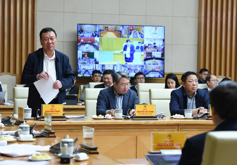 政府监察总署总监察长段宏峰发表讲话。 政府监察总署总监察长段宏峰发表讲话。