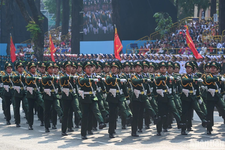 边防部队方队。