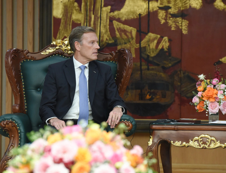 空中客车国际执行副总裁范沃施发表讲话。