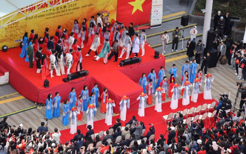 通过2025年大阪越南文化节,日本民众能更深入了解越南文化的魅力,从而增进越南与堺市乃至越南与日本的友好关系。 通过2025年大阪越南文化节,日本民众能更深入了解越南文化的魅力,从而增进越南与堺市乃至越南与日本的友好关系。