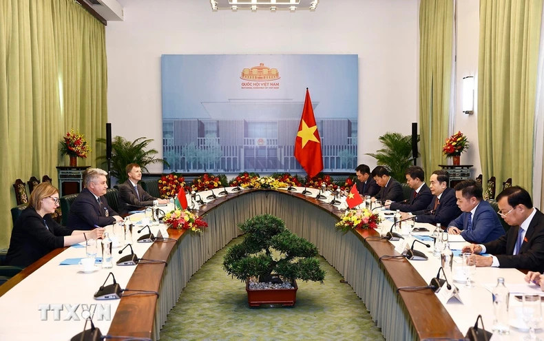 会见全景。(图片来源:越通社) 会见全景。(图片来源:越通社)