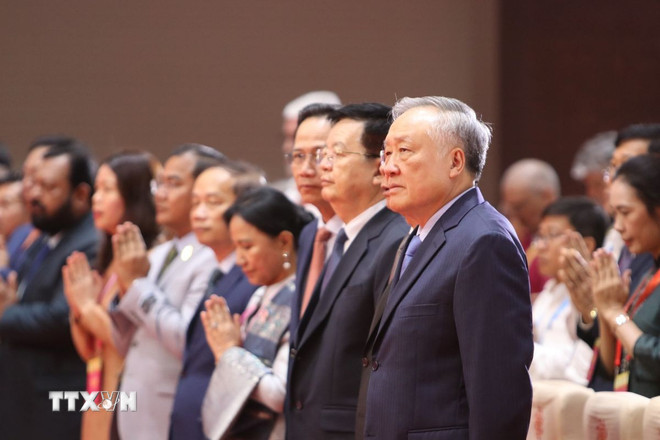 政府常务副总理阮和平出席2025年第20届联合国卫塞节闭幕式。(图片来源:越通社) 政府常务副总理阮和平出席2025年第20届联合国卫塞节闭幕式。(图片来源:越通社)