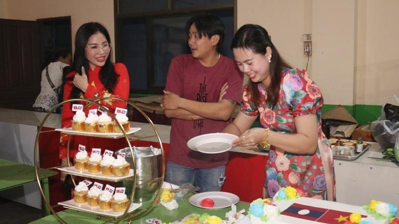 此次比赛是一项非常有意义的活动,弘扬了越南妇女英雄、不屈不挠、忠厚和能干的传统。 此次比赛是一项非常有意义的活动,弘扬了越南妇女英雄、不屈不挠、忠厚和能干的传统。