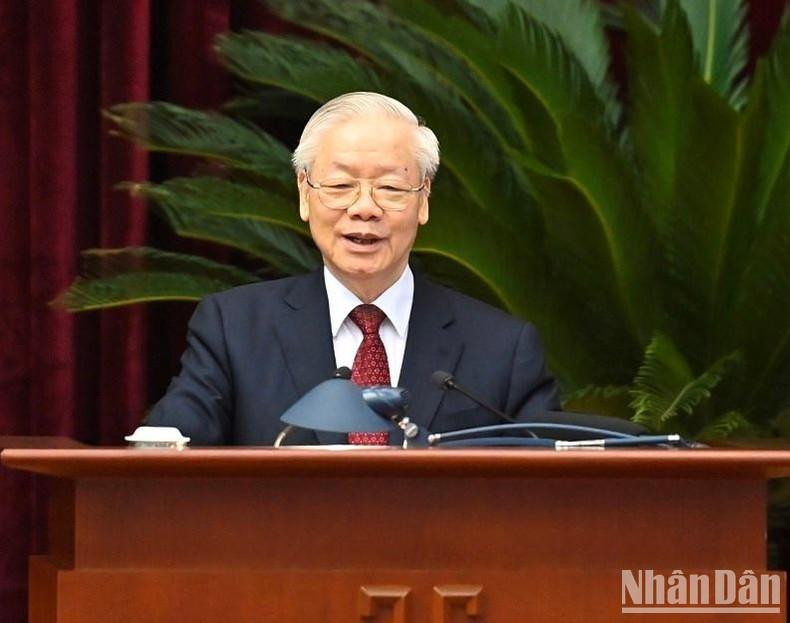 越共中央总书记阮富仲在会上发表指导性讲话。 越共中央总书记阮富仲在会上发表指导性讲话。