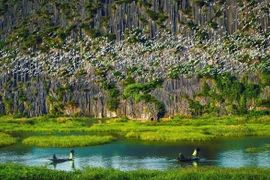 生态旅游颇受游客们的喜爱。