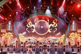 开幕式上的特色文艺表演。