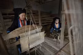 将传统手工艺开发成具有吸引力的旅游产品。