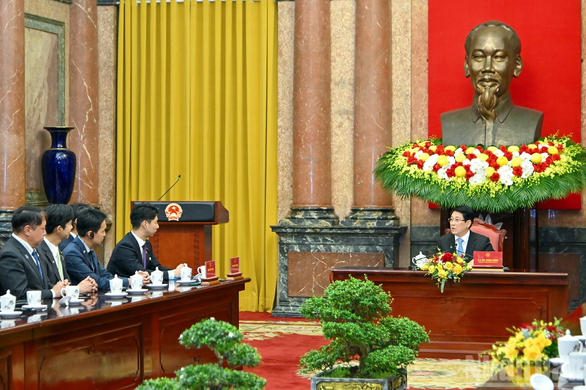 越南国家主席梁强发表讲话。 越南国家主席梁强发表讲话。