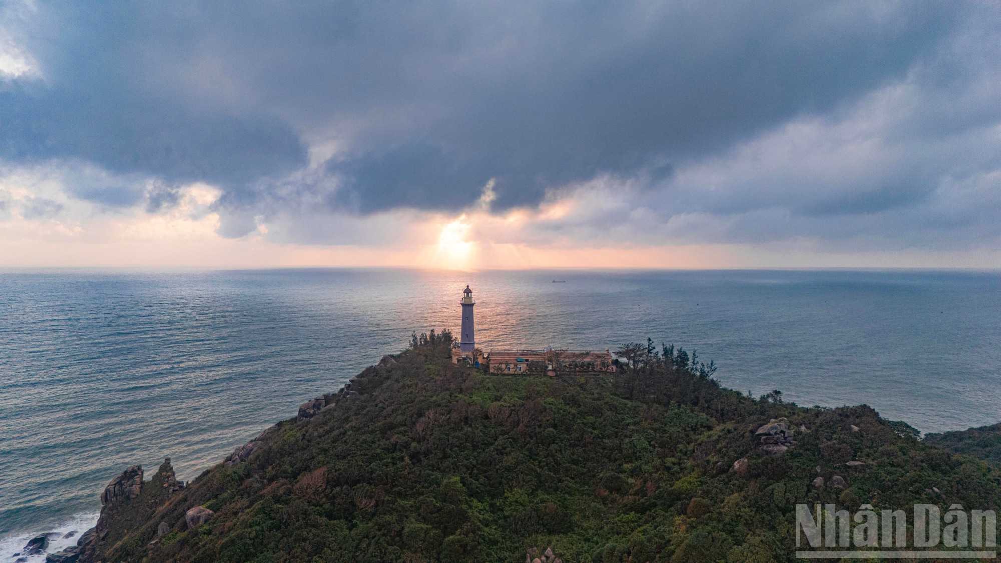 新一天开启的瞬间。