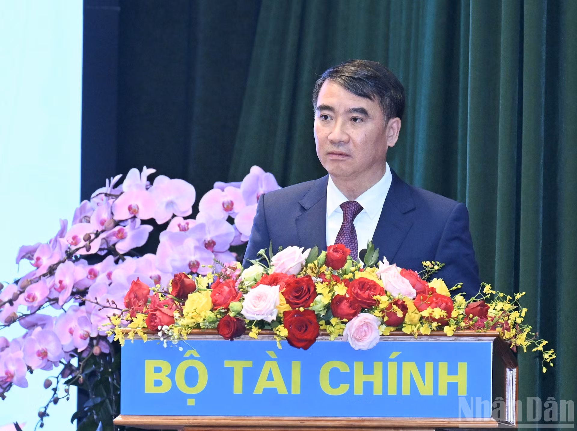 河内市领导代表发表讲话。