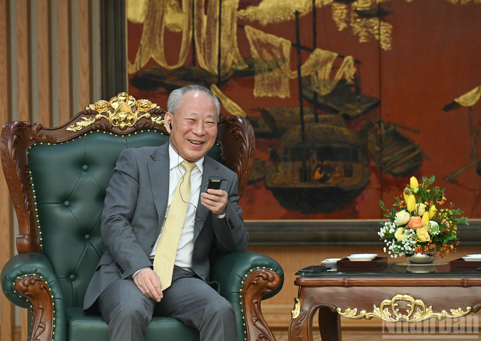 中国太平洋建设集团创始人严介发表讲话。