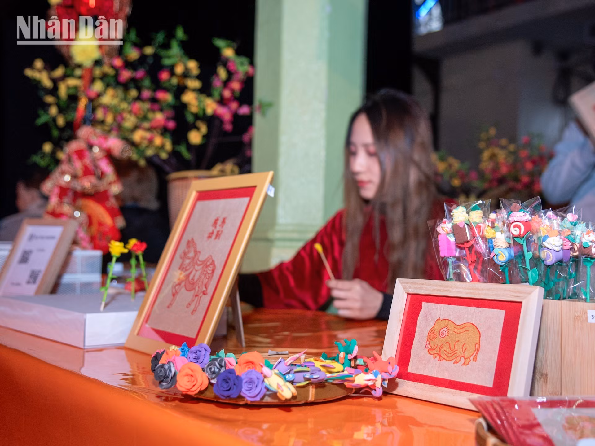 越南传统手工艺品展示区。