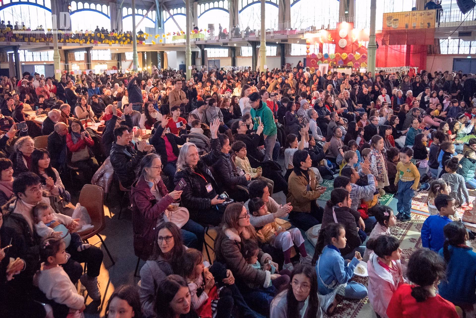 这是旅居法国越南人的一项传统文化活动，有助于发挥团结精神，并加强保护民族本色。