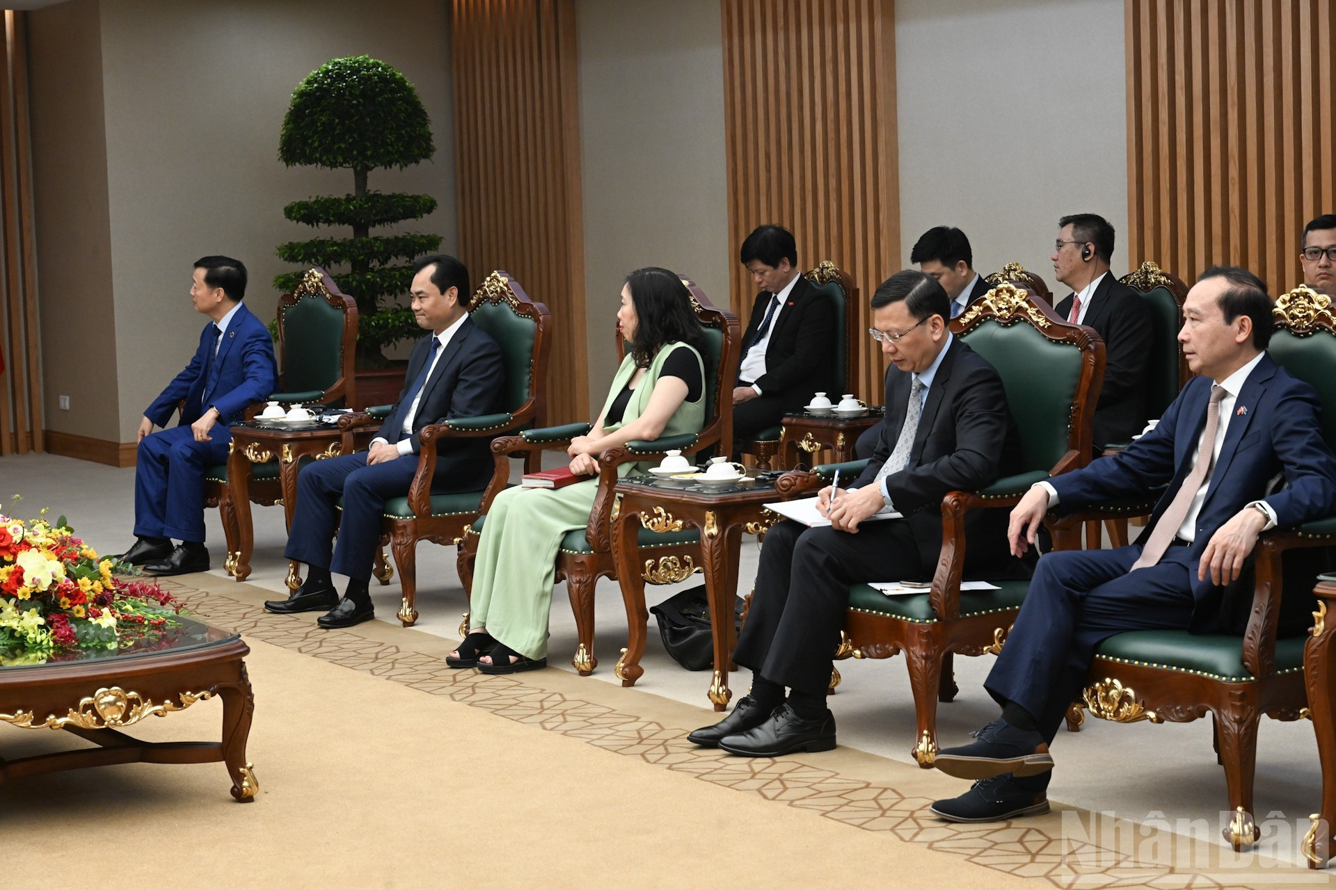 越南各部委、部门、行业领导出席活动。