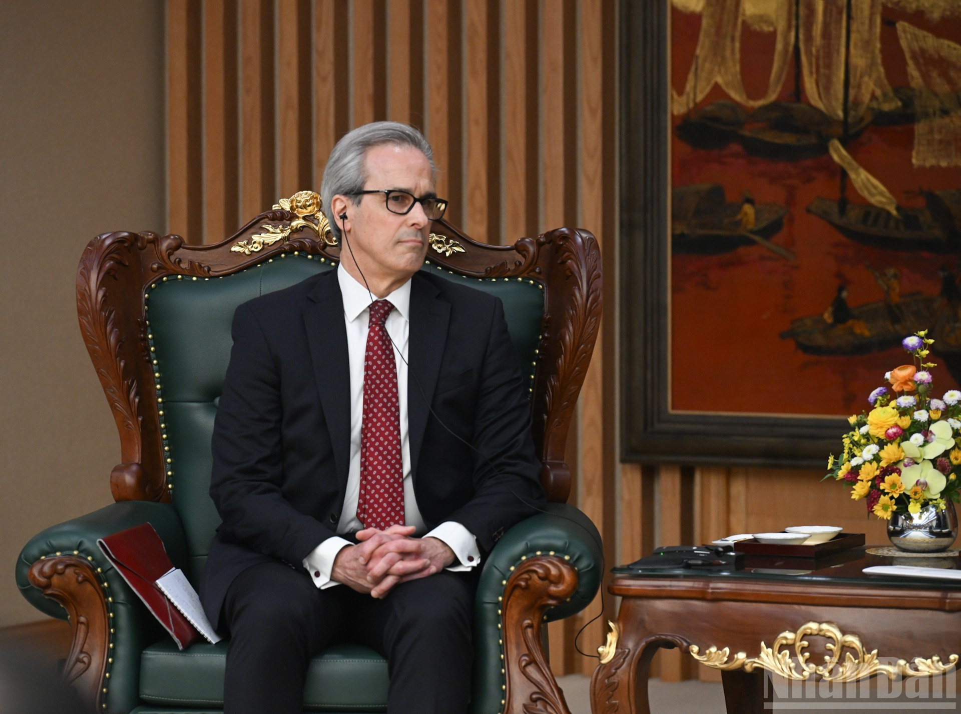 欧盟委员会打击IUU捕捞检查团团长费尔南多·安德烈森·吉马良斯发表讲话。