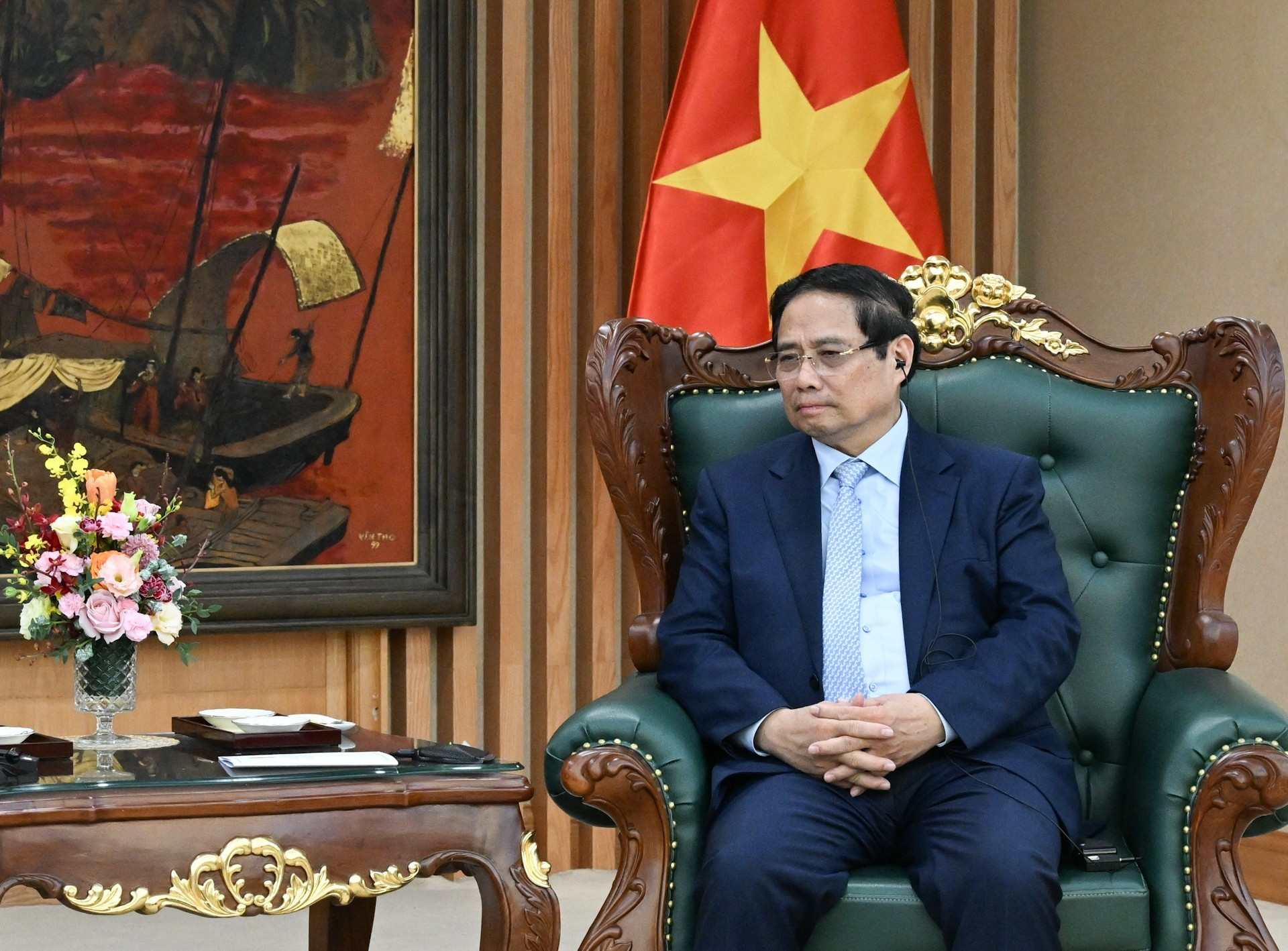 范明正总理发表讲话。