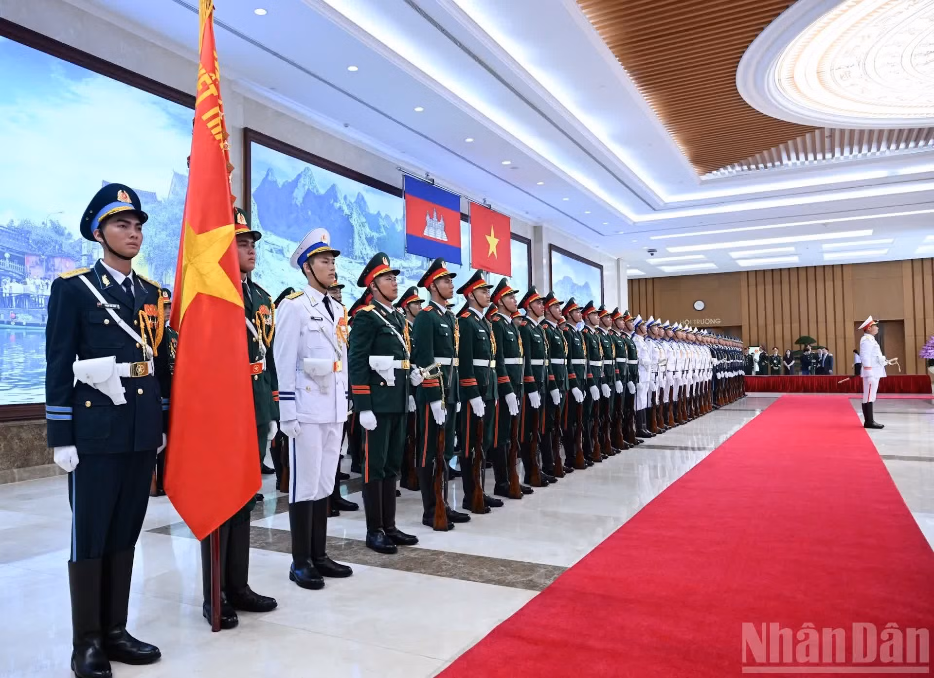 越南人民军仪仗队。