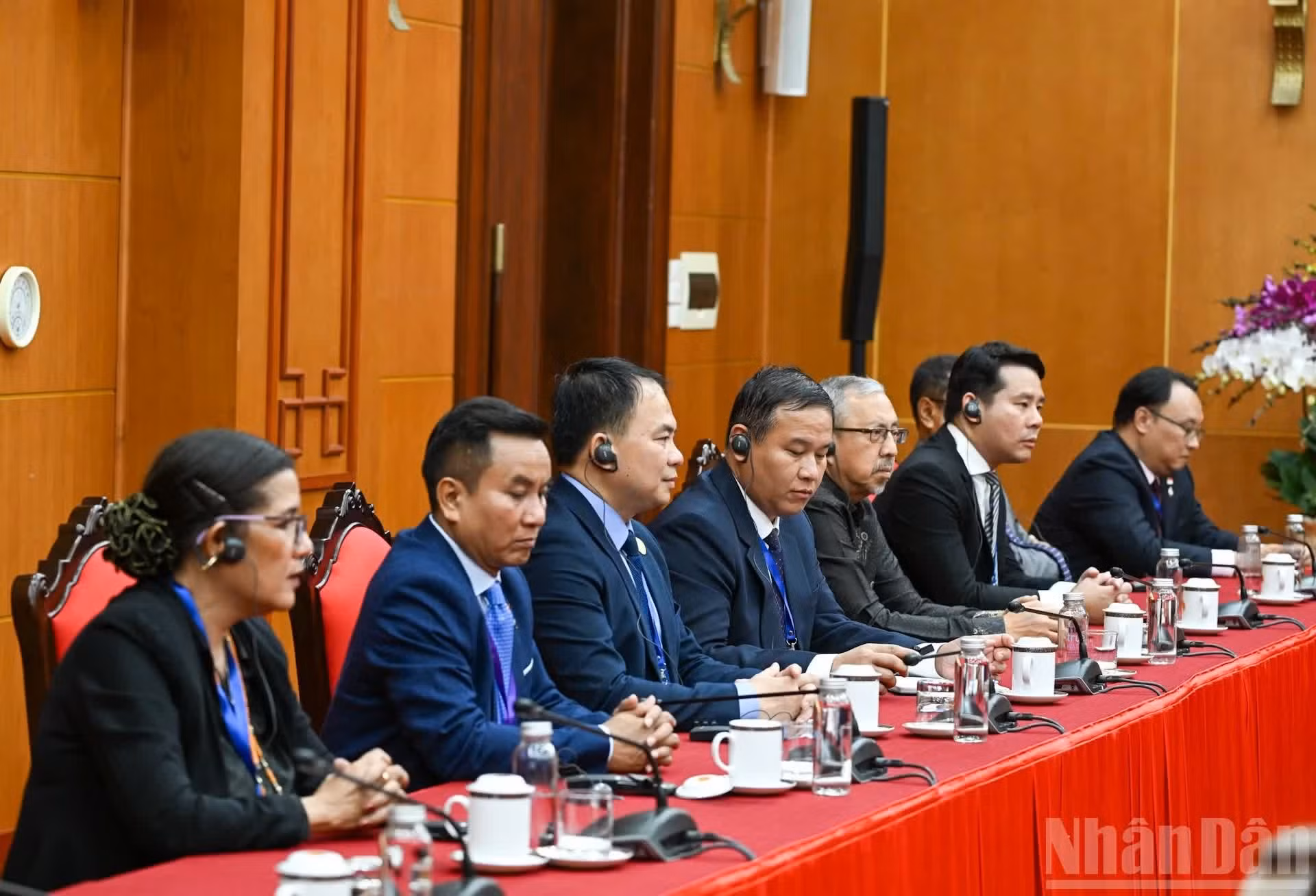 东盟各国政党代表。