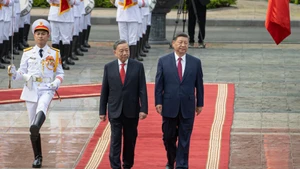 2025年4月14日下午，在主席府，越共中央总书记苏林按照给予国家元首的最高规格礼遇举行隆重仪式，欢迎中共中央总书记、中国国家主席习近平对越南进行国事访问。