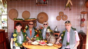 2025年永隆省接待游客近950万人次。