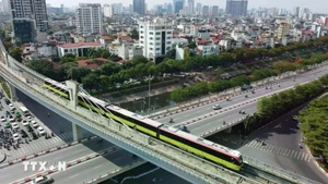 附图。