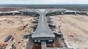 客运航站楼高空图。