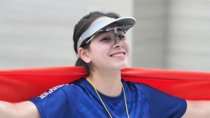 越南射击运动员郑秋荣被评为“2025年国家典型运动员”。