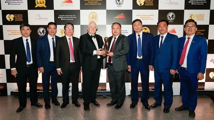 同文岩石高原荣获“2025年世界领先文化目的地”称号。