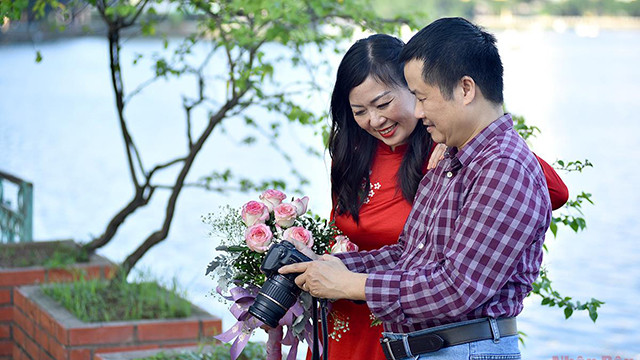 10·20越南妇女节,河内市民出门逛街游玩(组图) ảnh 3 10·20越南妇女节,河内市民出门逛街游玩(组图) ảnh 3