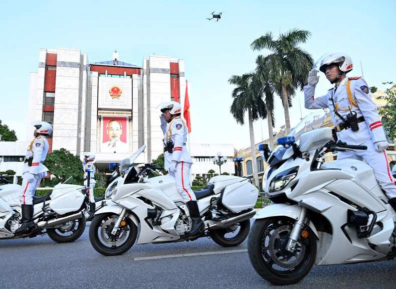 国宾护卫摩托车队伍表演。 03.jpg