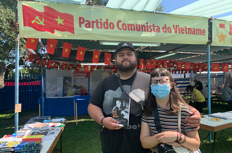 越南人民报社在《前进报》节留下深刻印象(组图) ảnh 2 越南人民报社在《前进报》节留下深刻印象(组图) ảnh 2