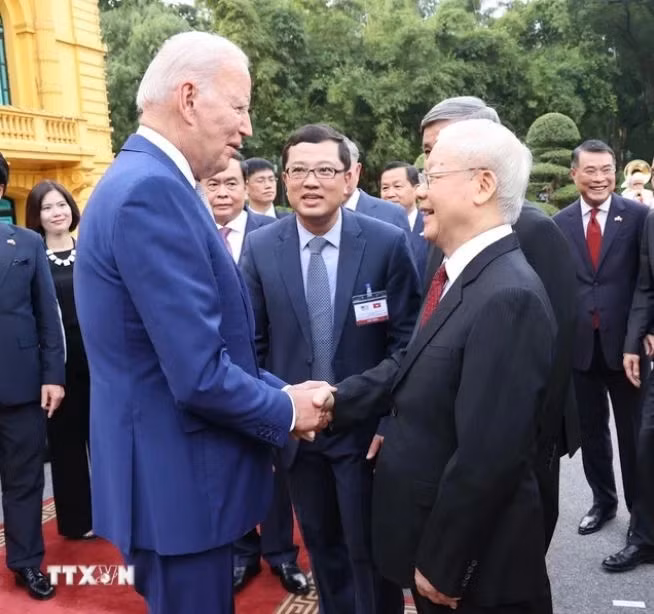 越共中央总书记阮富仲会见从2023年9月10日至11日对越南进行国事访问的美国总统乔·拜登。